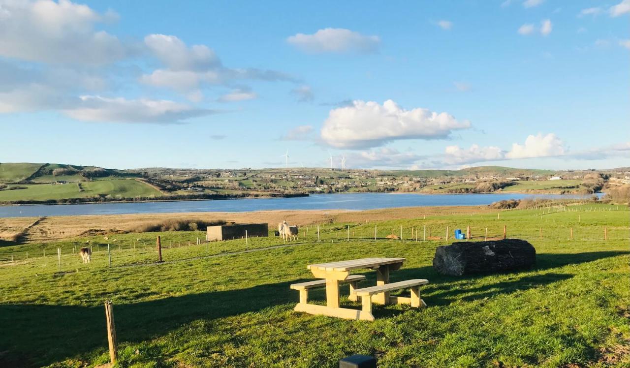 The Snuggly Sheep Shepherd Hut Farm Stay Ballyshannon Exterior foto